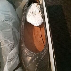 Auditions Verona II Black Leather Slip-On Size 8.5 W2